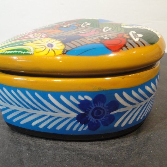 Trinket Box Souvenir from Puerto Vallarta Painted TerraCotta Heart Shap… - Picture 3 of 10